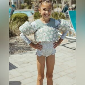 Current Tyed Kids Swim Floaties with Daisy Print